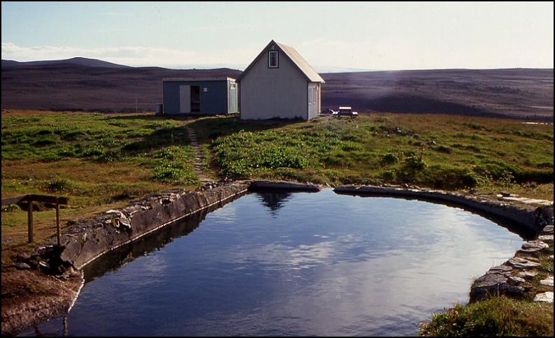 Laugin í laugafelli, tóm